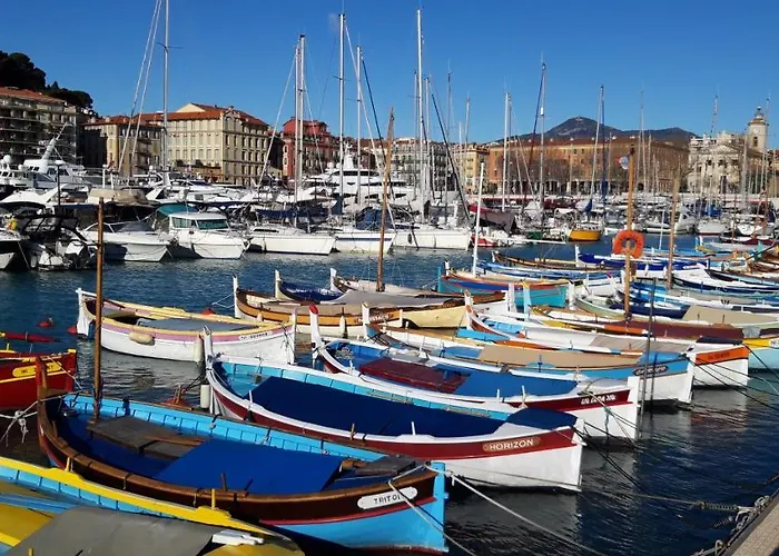 Massena Апартаменты